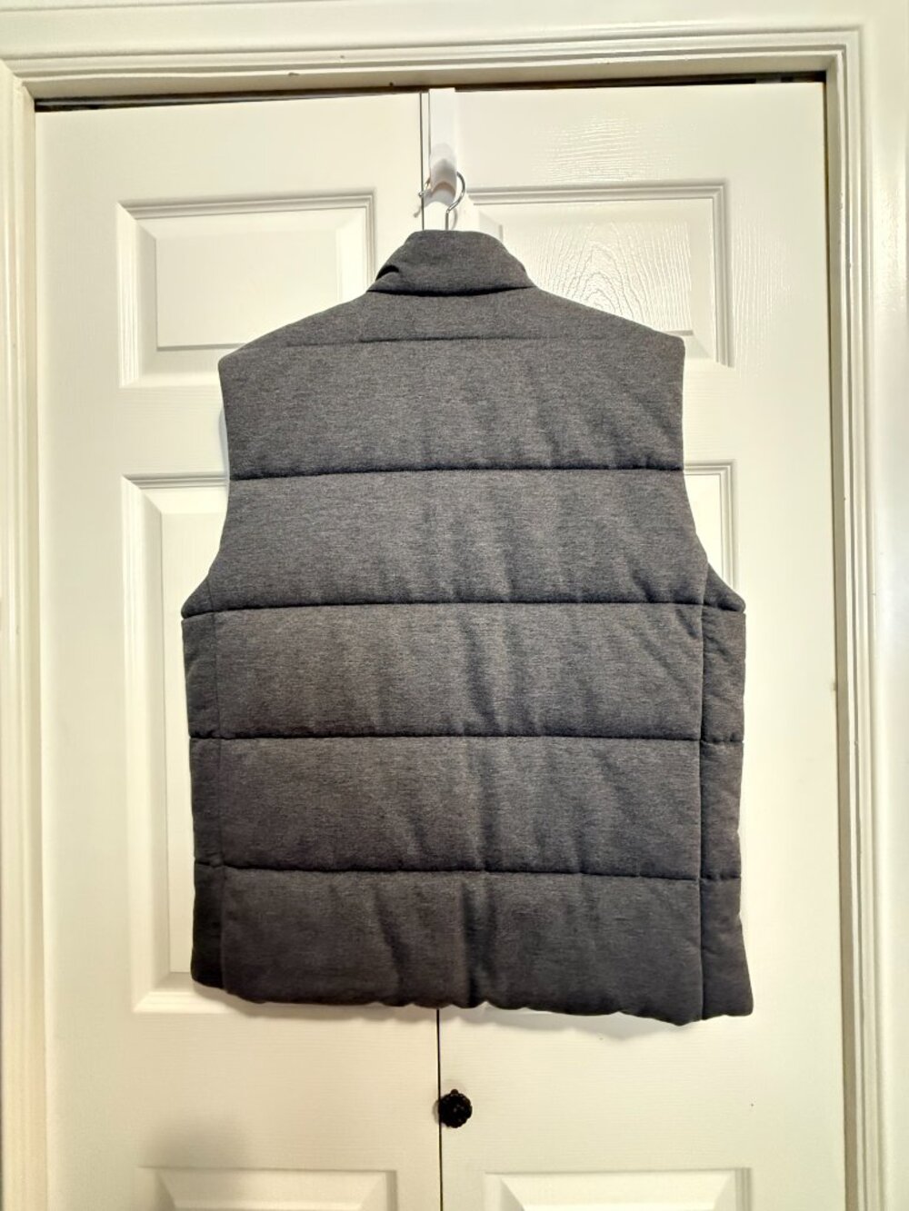 Club Monaco Men's Quilted Vest Large - Picture 4 of 5